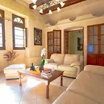 Hébergement de vacances Mellieha Cosy House Of Character By Homely Ix-Xaghra ta' Barra