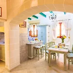 Mellieha Cosy House Of Character By Homely