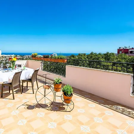 Mellieha Cosy House Of Character By Homely Casa de Férias *