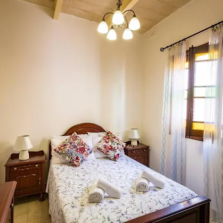 Mellieha Cosy House Of Character By Homely Holiday home